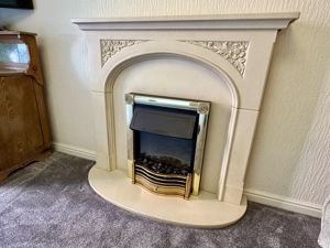 Lounge Fire- click for photo gallery